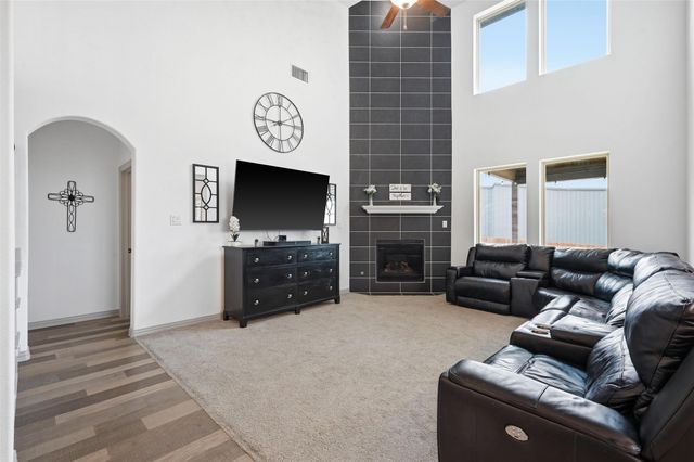 6712 Cedarhurst Court, Denton, TX 76226