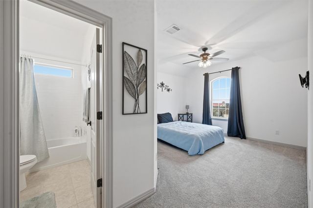 6712 Cedarhurst Court, Denton, TX 76226