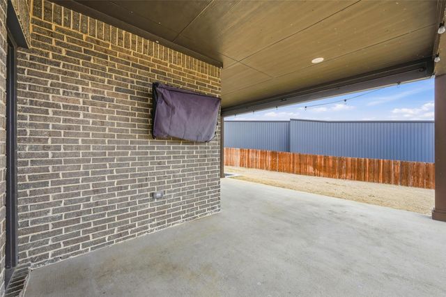 6712 Cedarhurst Court, Denton, TX 76226