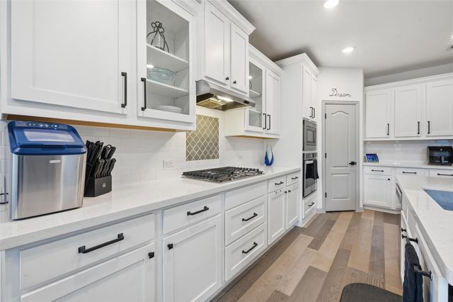 6712 Cedarhurst Court, Denton, TX 76226