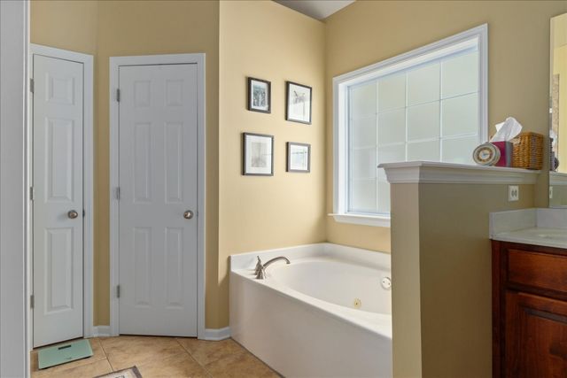 923 Crosby Ct, Columbia, TN 38401