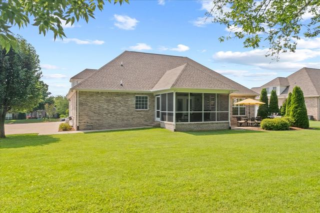 923 Crosby Ct, Columbia, TN 38401