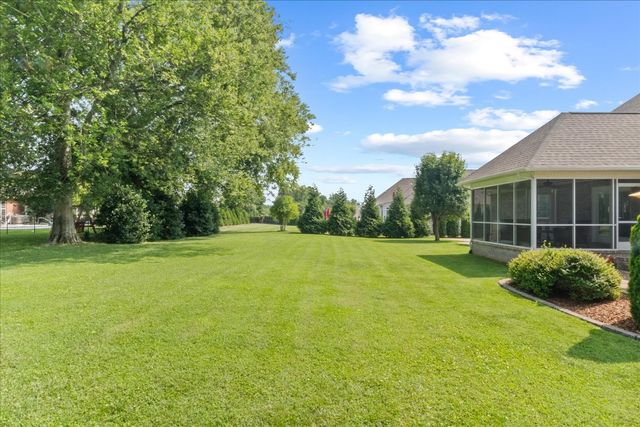 923 Crosby Ct, Columbia, TN 38401