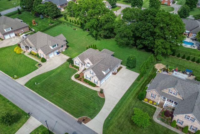 923 Crosby Ct, Columbia, TN 38401