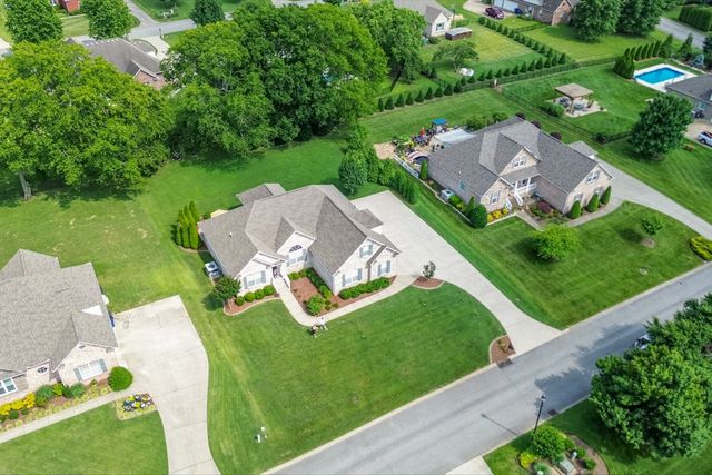 923 Crosby Ct, Columbia, TN 38401