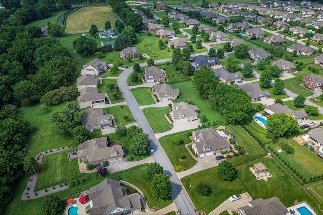 923 Crosby Ct, Columbia, TN 38401