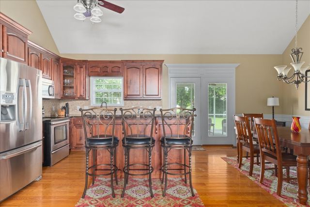 923 Crosby Ct, Columbia, TN 38401