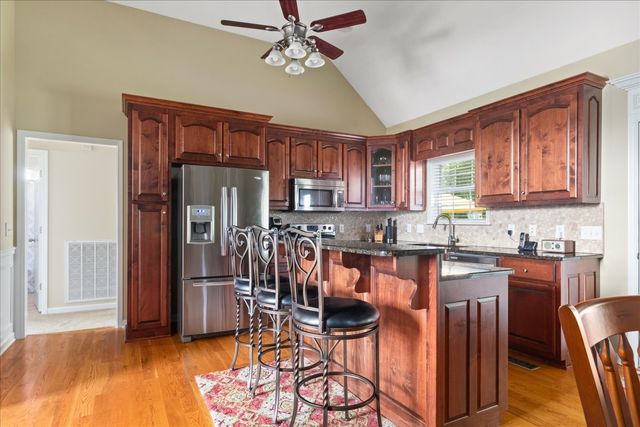 923 Crosby Ct, Columbia, TN 38401