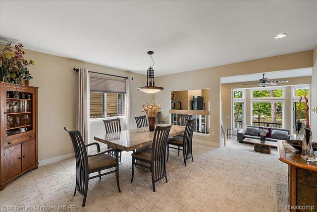 1739 Ridge Road, White Lake, MI 48383