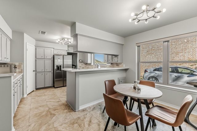 1337 Green Briar Drive, Huntsville, TX 77340