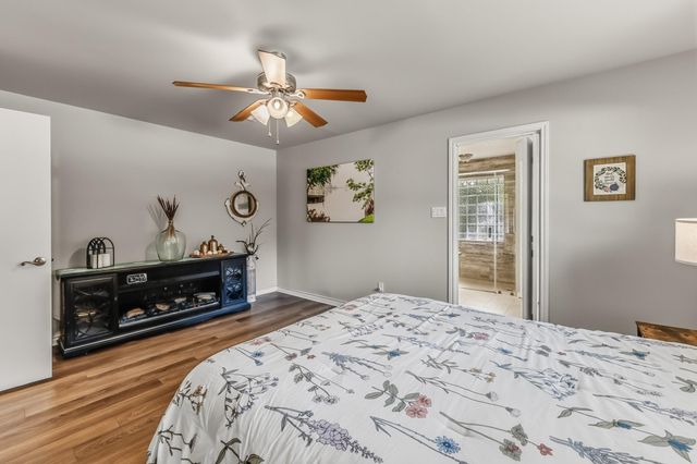 1337 Green Briar Drive, Huntsville, TX 77340