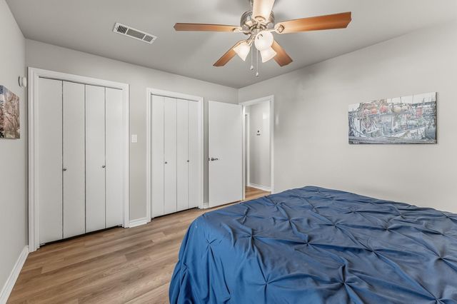 1337 Green Briar Drive, Huntsville, TX 77340