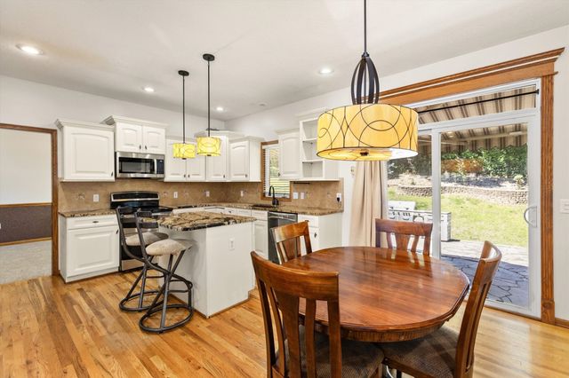 5420 NW 78th Court, Johnston, IA 50131