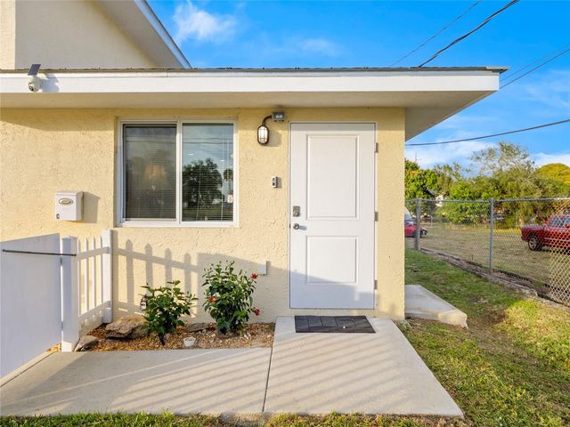 222 ROSA L JONES, Cocoa, FL 32922