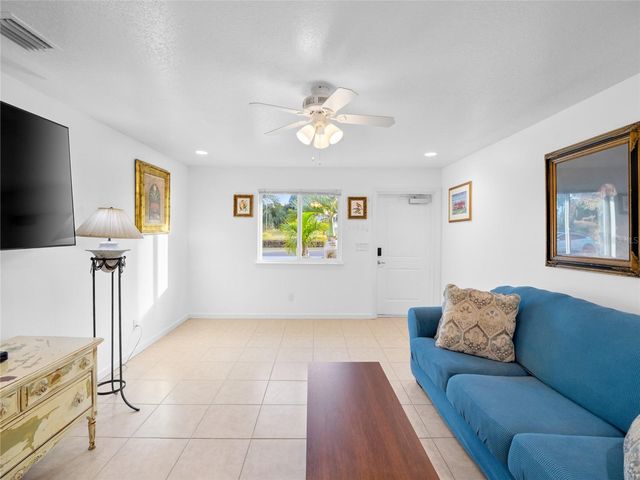 222 ROSA L JONES, Cocoa, FL 32922