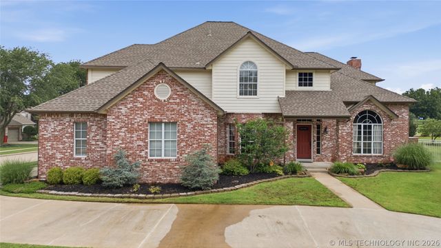 13301 E 94th Place, Owasso, OK 74055