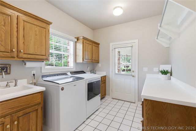13301 E 94th Place, Owasso, OK 74055