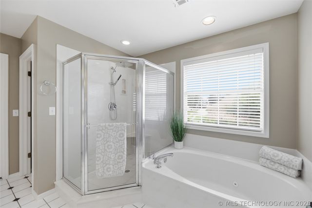 13301 E 94th Place, Owasso, OK 74055