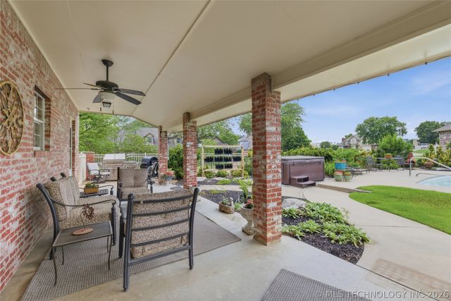 13301 E 94th Place, Owasso, OK 74055