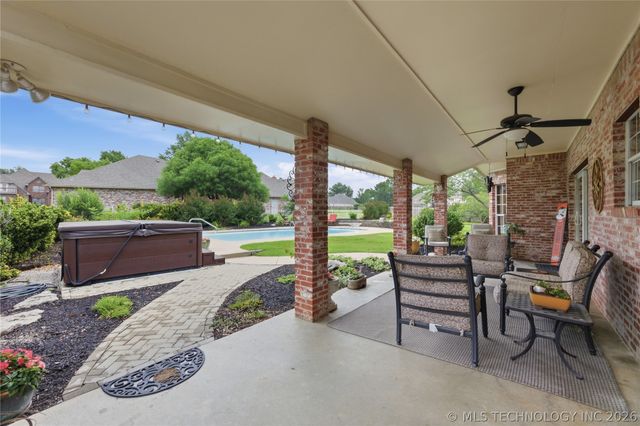 13301 E 94th Place, Owasso, OK 74055