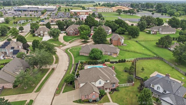 13301 E 94th Place, Owasso, OK 74055