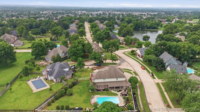 13301 E 94th Place, Owasso, OK 74055