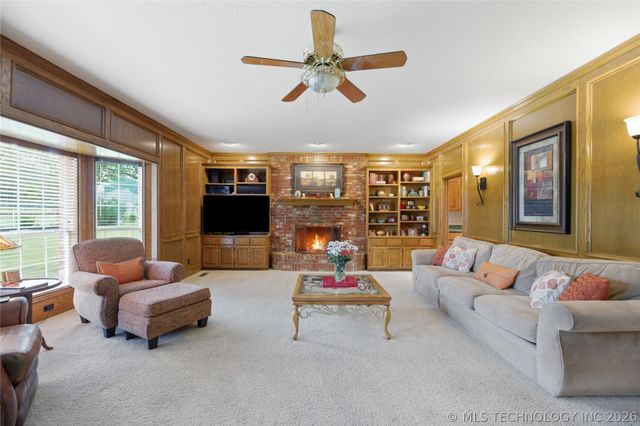 13301 E 94th Place, Owasso, OK 74055