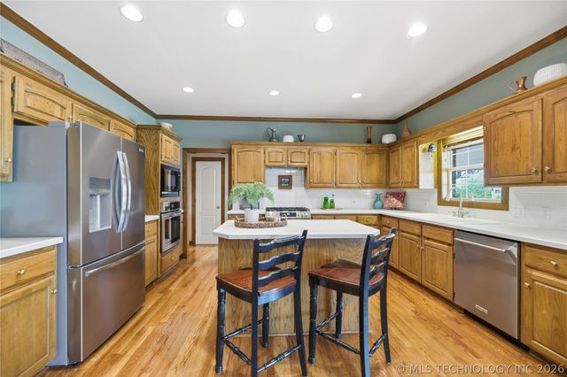 13301 E 94th Place, Owasso, OK 74055