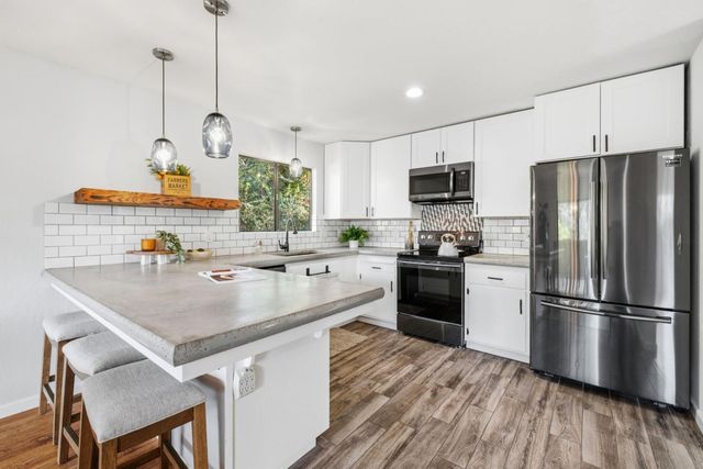 641 Marion Avenue, Ben Lomond, CA 95005