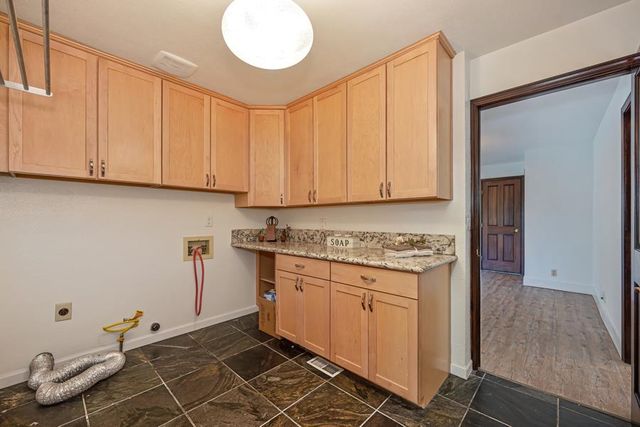 4305 Illinois Ave, Fair Oaks, CA 95628