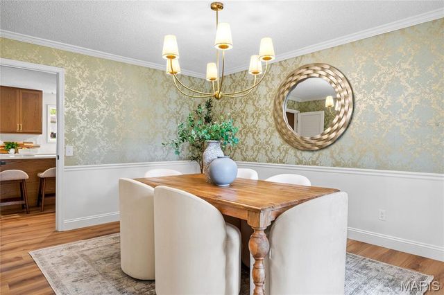 1294 Pinrun Drive, Ballwin, MO 63011