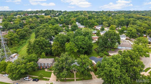 1294 Pinrun Drive, Ballwin, MO 63011