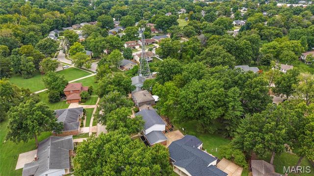 1294 Pinrun Drive, Ballwin, MO 63011