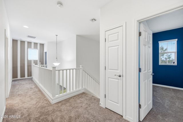 668 N SPARROW Court, Gilbert, AZ 85234