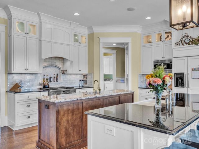 154 Emma Lane, Statesville, NC 28625