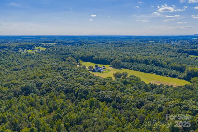 154 Emma Lane, Statesville, NC 28625