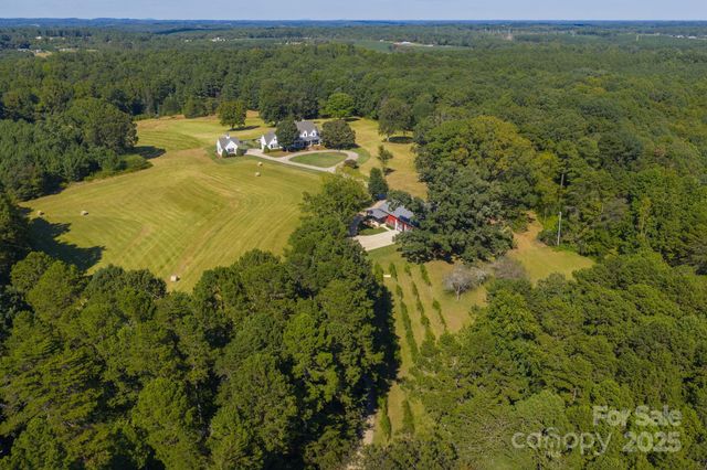 154 Emma Lane, Statesville, NC 28625