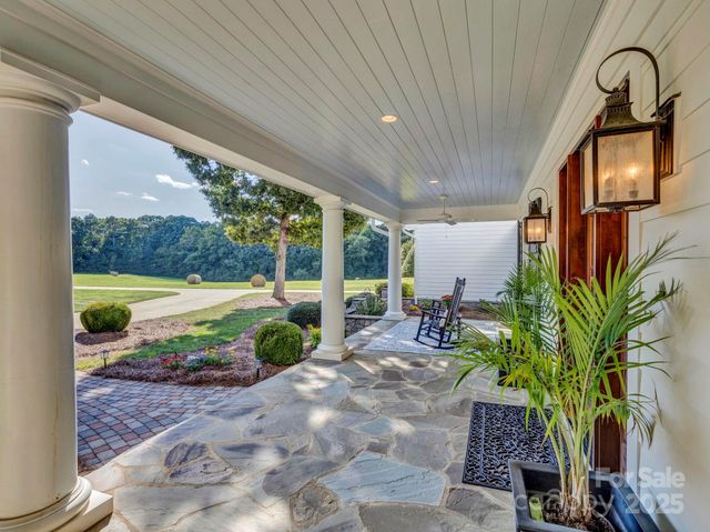 154 Emma Lane, Statesville, NC 28625