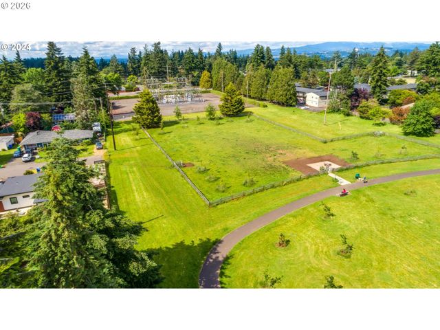 12830 Ne PACIFIC St, Portland, OR 97230