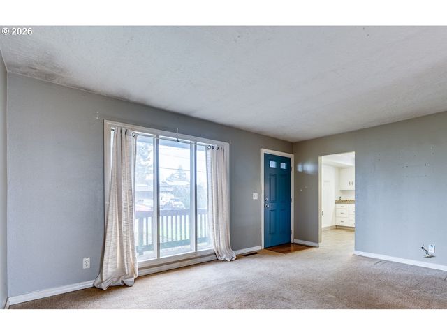 12830 Ne PACIFIC St, Portland, OR 97230