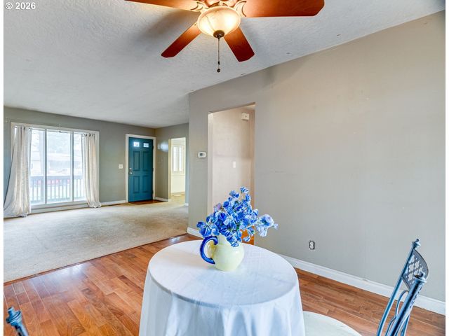 12830 Ne PACIFIC St, Portland, OR 97230