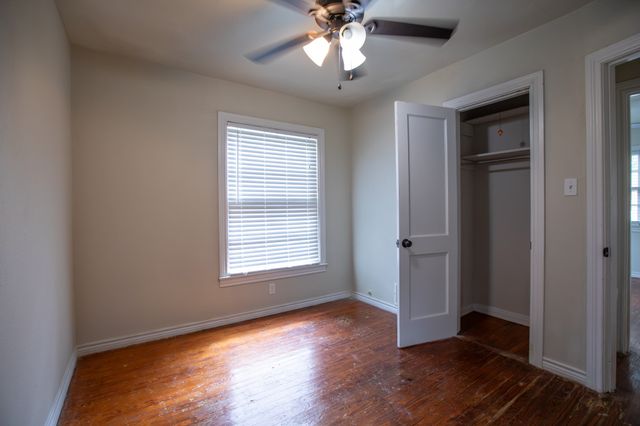 304 Roberts Avenue, Terrell, TX 75160