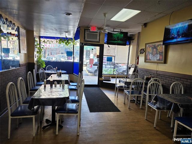 1309 Summit Avenue, Union City, NJ 07087