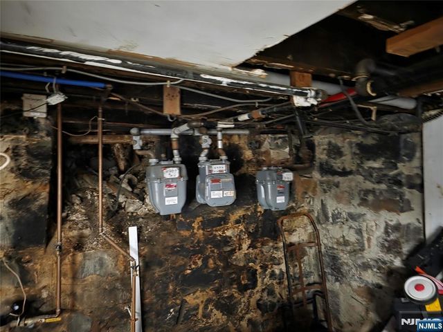 1309 Summit Avenue, Union City, NJ 07087