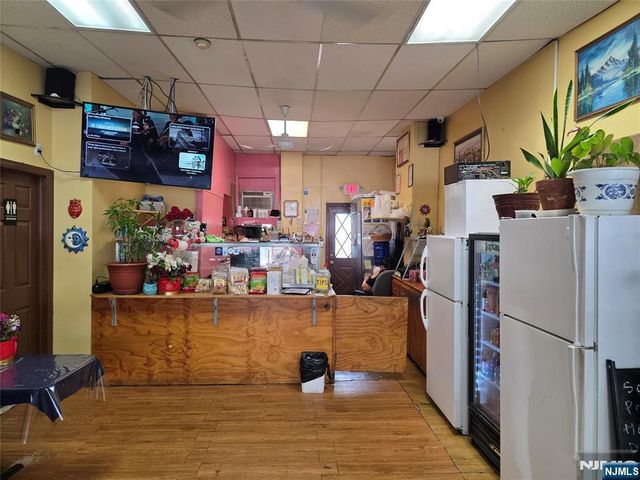 1309 Summit Avenue, Union City, NJ 07087