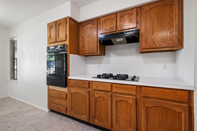 11464 Bristle Oak TRL, Austin, TX 78750