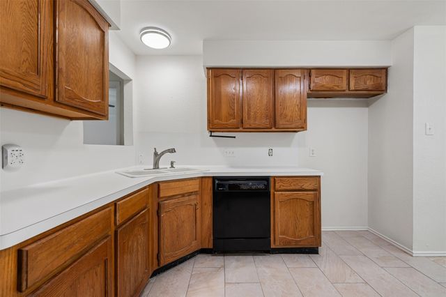 11464 Bristle Oak TRL, Austin, TX 78750