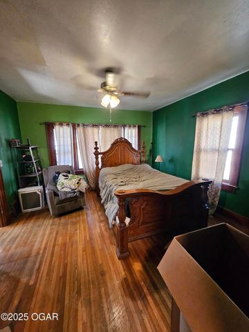 813 Frisco Avenue, Monett, MO 65708