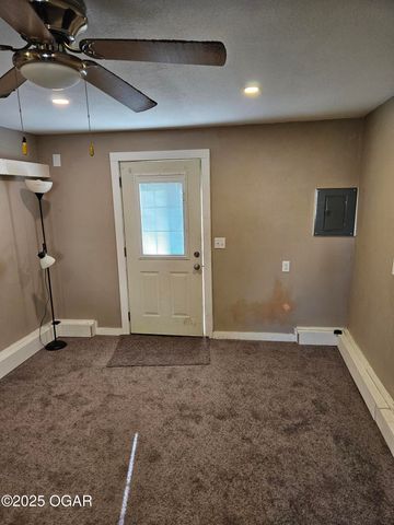 813 Frisco Avenue, Monett, MO 65708