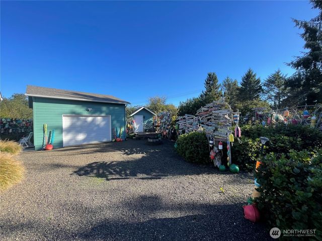470 Puppis Court SW, Ocean Shores, WA 98569